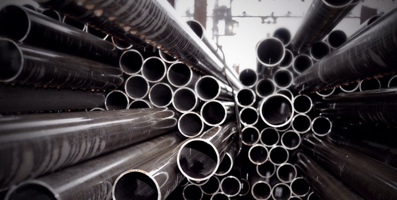 Свойства и особенности стальных труб