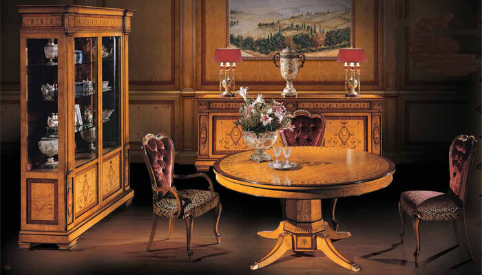 Как отличить антикварную мебель от подделки